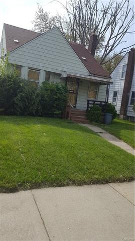 20403 Manor Front.jpg