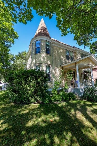 548 2nd Ave E-72