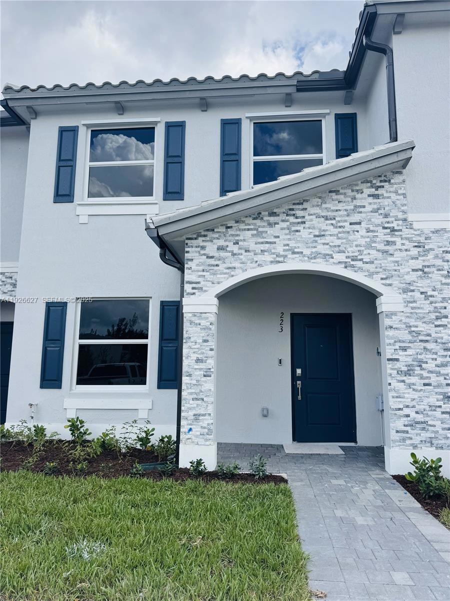 243 NE 11th St unit 243, Homestead, FL 33030 - photo 1