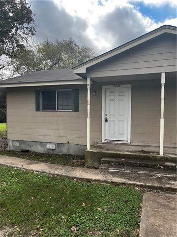 1802 E University Ave unit B, Georgetown, TX 78626 - photo 1