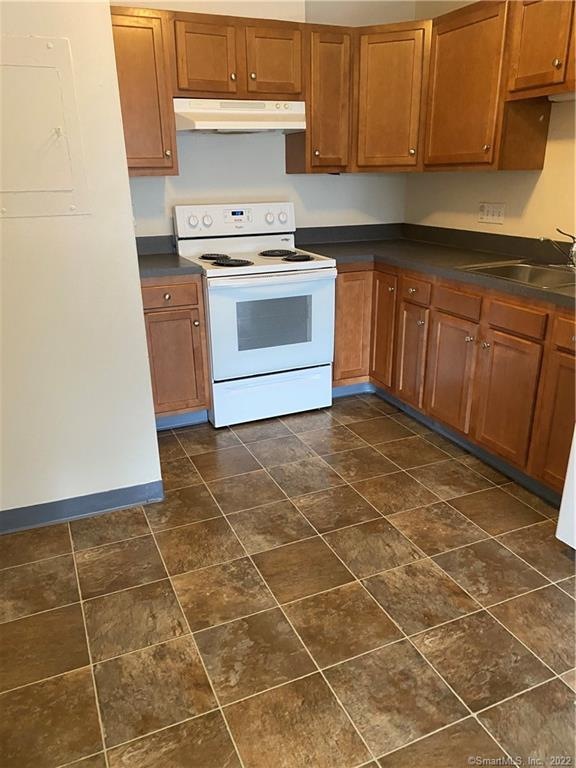 192 Fitch St unit 2, New Haven, CT 06515 - photo 1