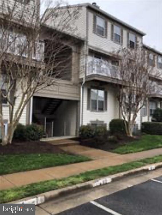 9264 Cardinal Forest Ln unit D, Lorton, VA 22079 - photo 1