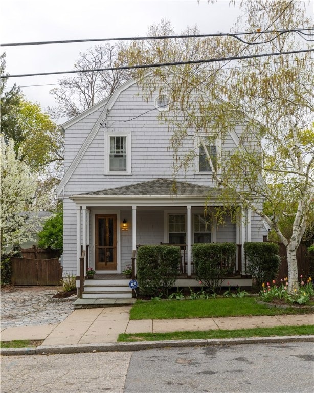 Exterior Front of house - Parking at left