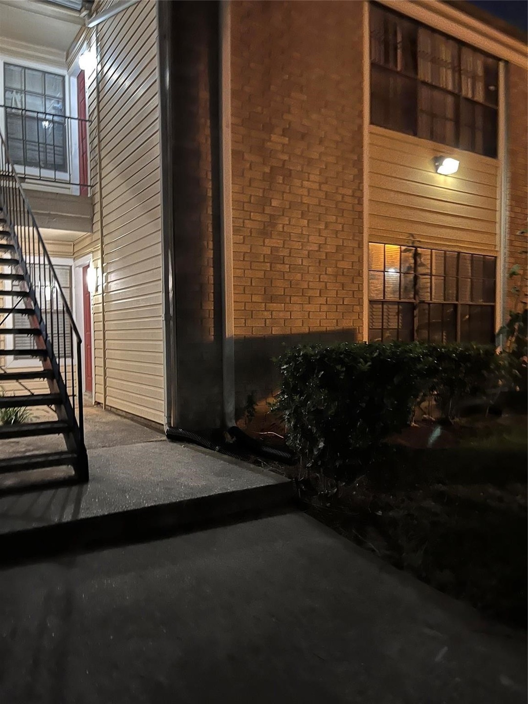 2750 Holly Hall St unit 505, Houston, TX 77054 - photo 1