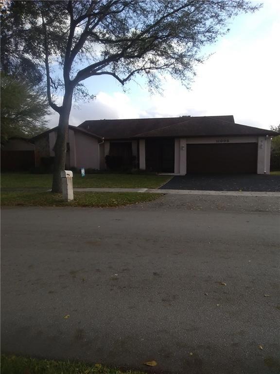 11698 SW 50th St, Cooper City, FL 33330 - photo 1