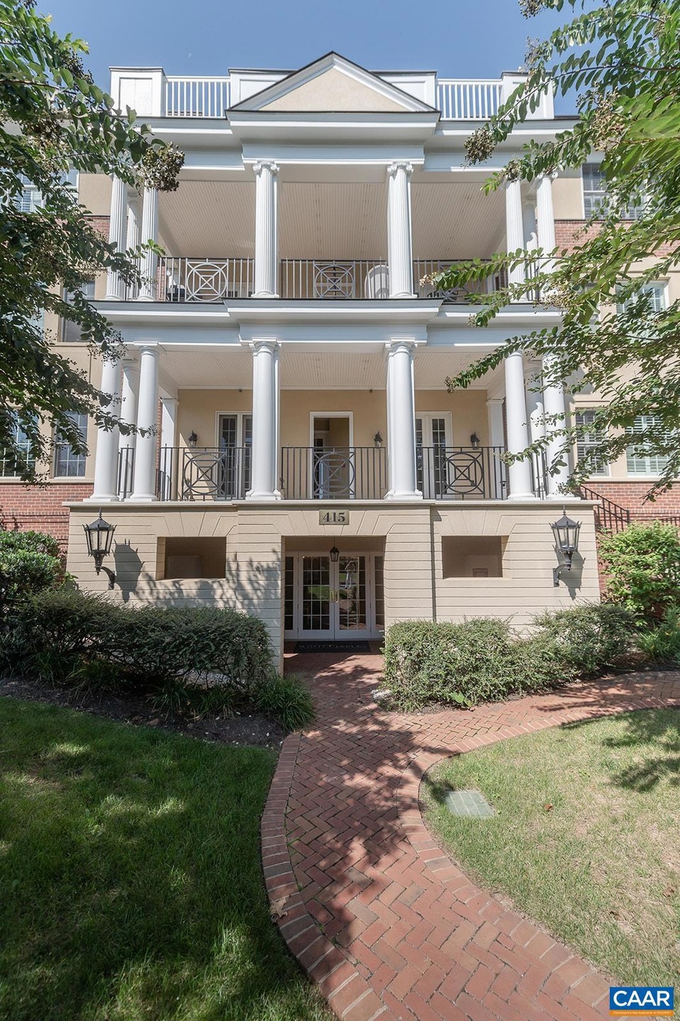 415 White Gables Ln unit 101, Charlottesville, VA 22903 - photo 1