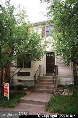 3078 White Birch Ct, Fairfax, VA 22031 - photo 1