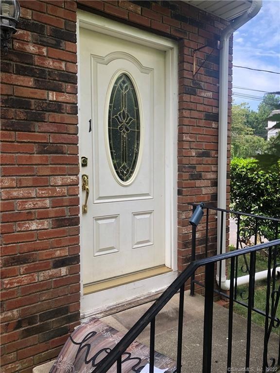 23 Elm Tree Place unit 1, Stamford, CT 06906 - photo 1