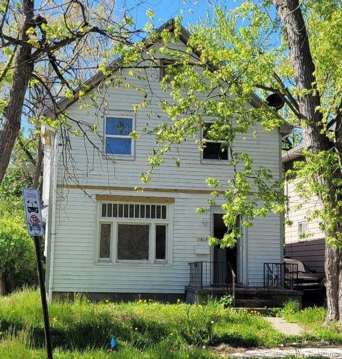 1917 Becker St, Flint, MI 48503 - photo 1
