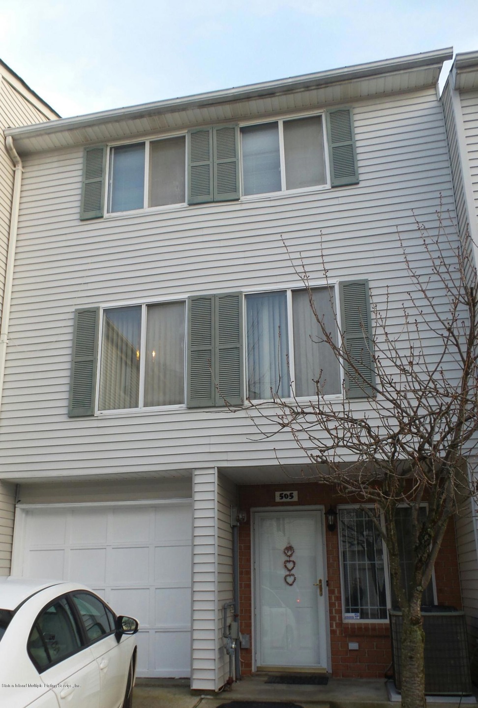 505 Ilyssa front