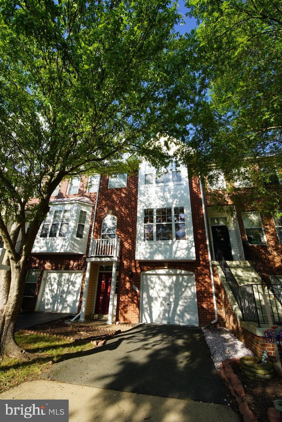 2509 James Madison Cir, Herndon, VA 20171 - photo 1