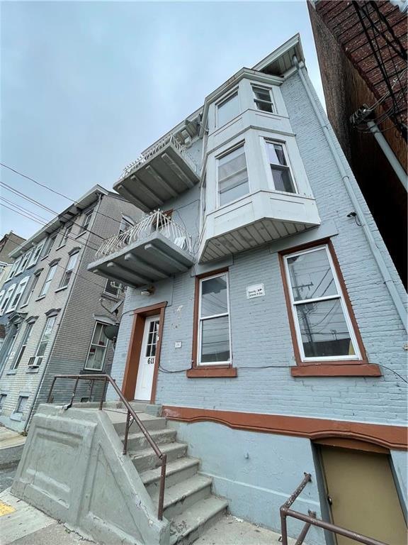 611 W Turner St unit 2, Allentown, PA 18102 - photo 1