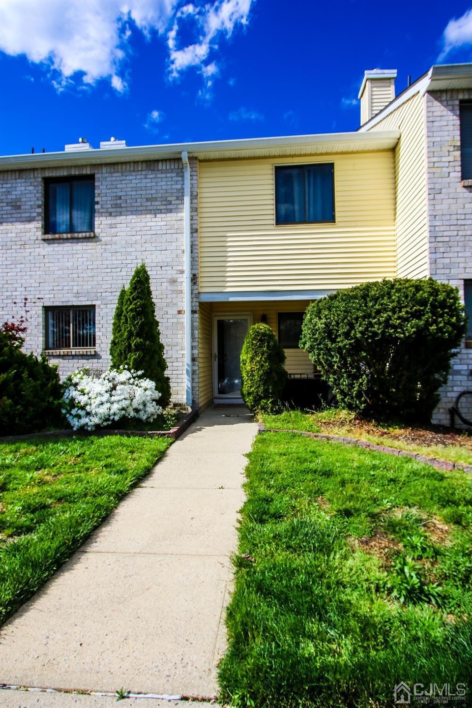 42 Front Ct, Old Bridge, NJ 08857 - photo 1