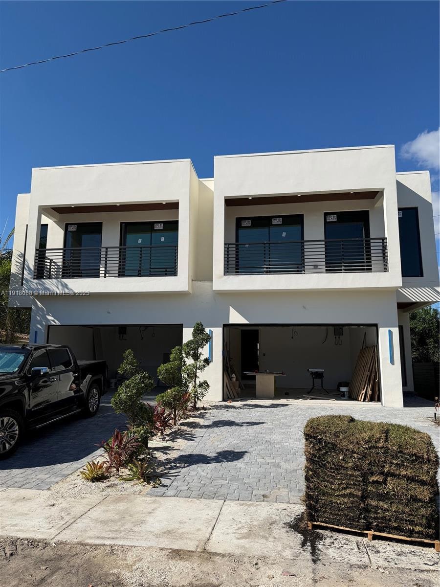 1321 NE 13th Ave, Fort Lauderdale, FL 33304 - photo 1