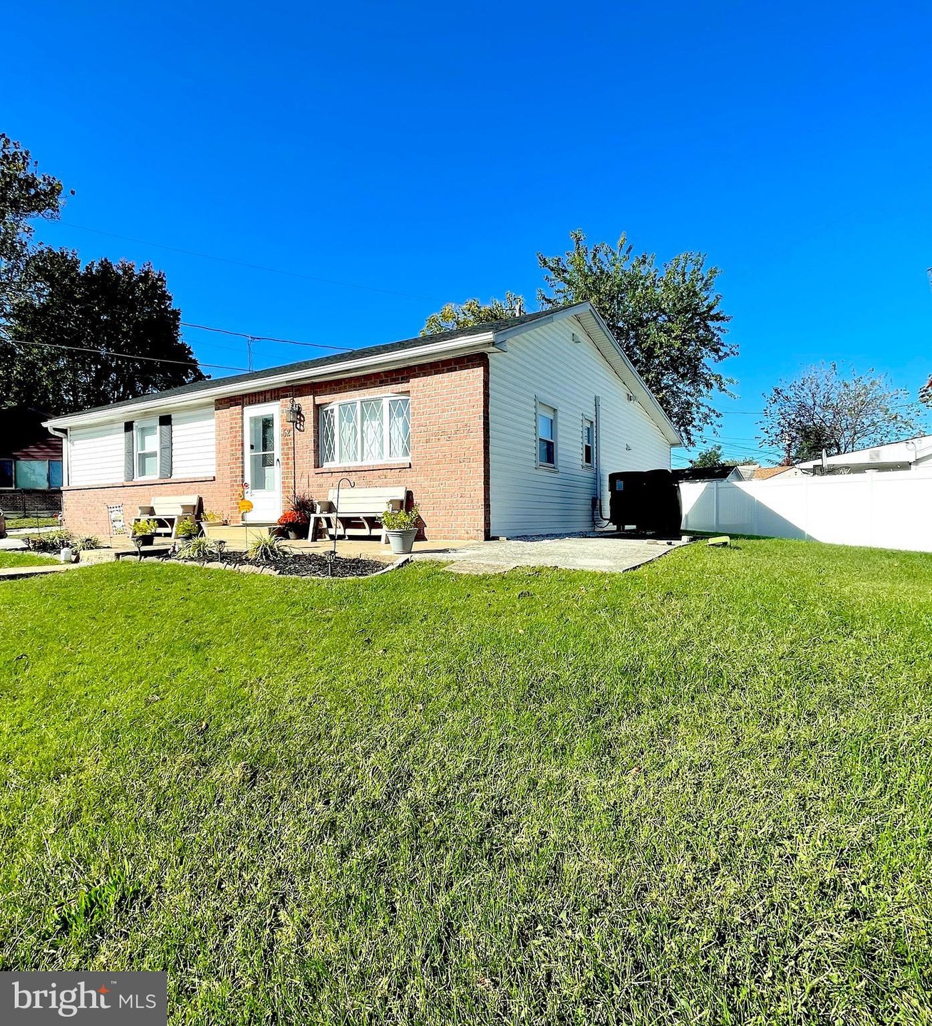 52 Longeron Dr, Middle River, MD 21220 - photo 1