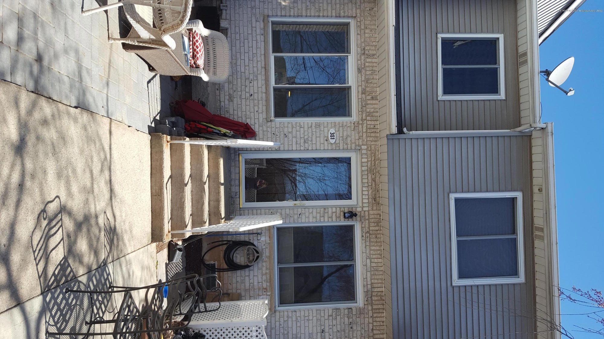 381 Maguire Ave, Staten Island, NY 10309 - photo 1