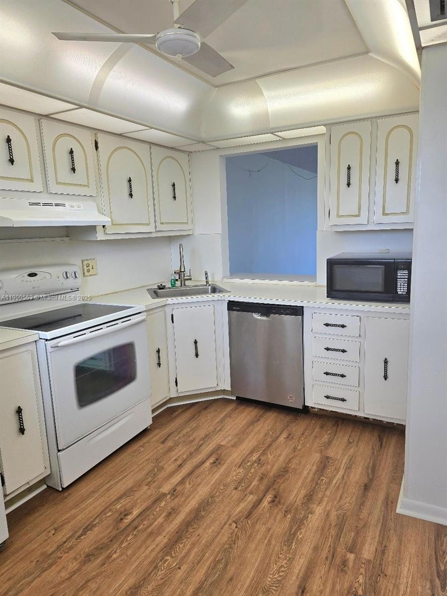 For Rent $1,785/month