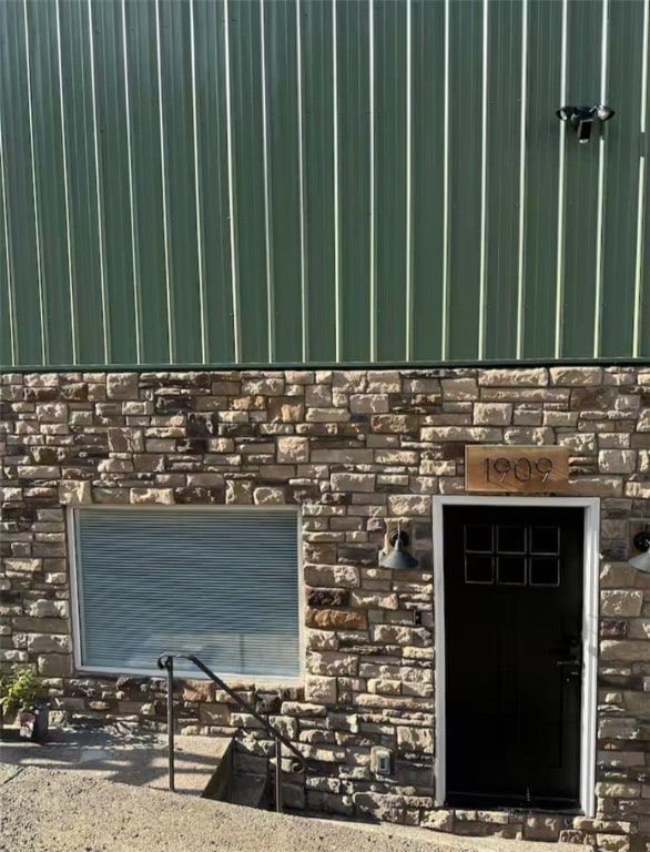 1909 Baldauf St, Pittsburgh, PA 15203 - photo 1