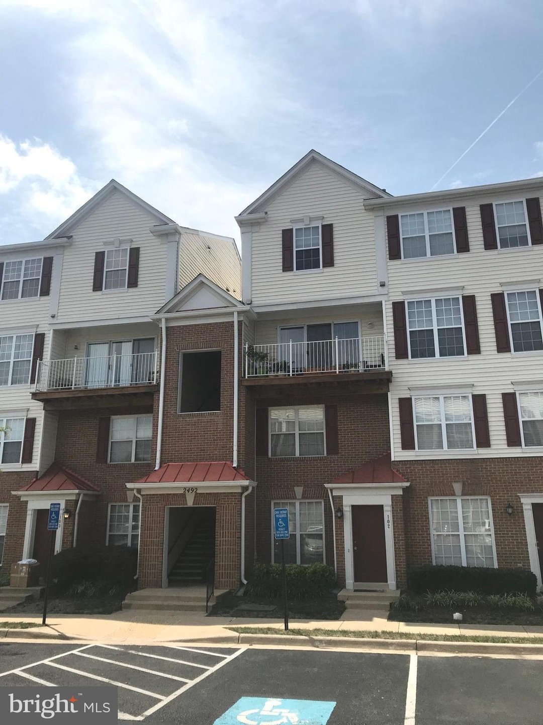 2491 Quick St unit 301, Herndon, VA 20171 - photo 1