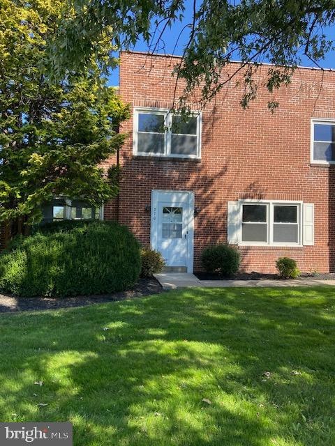 2701 Cowpath Apt#d Rd, Hatfield, PA 19440 - photo 1