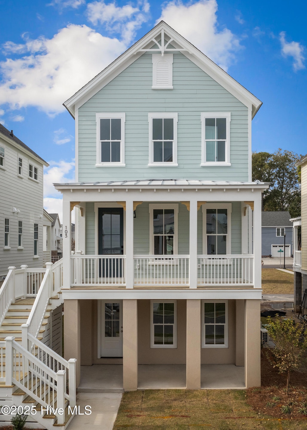 For Sale $659,900 • Co-Listing Agent
