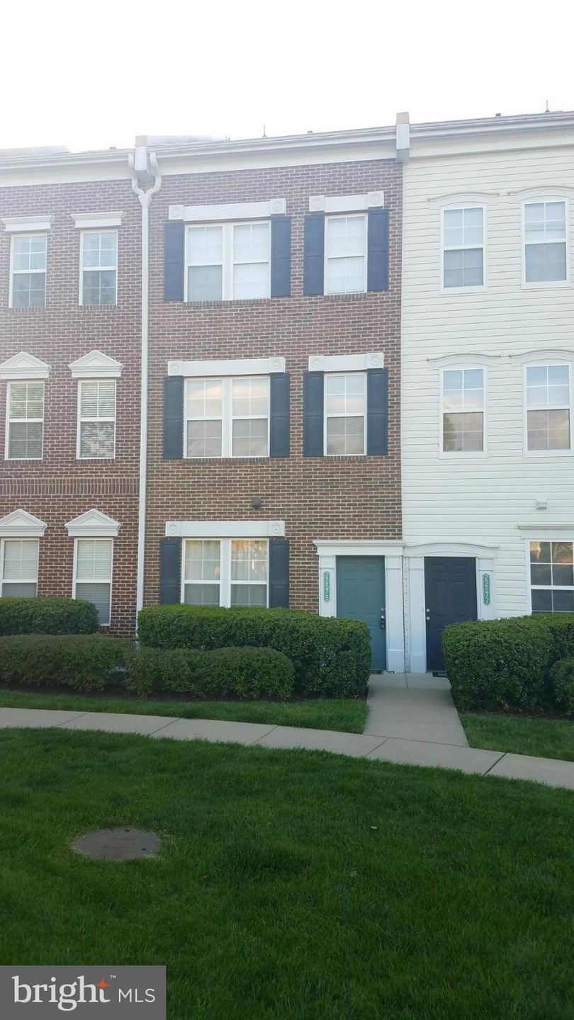 22575 Blue Elder Terrace, Ashburn, VA 20148 - photo 1