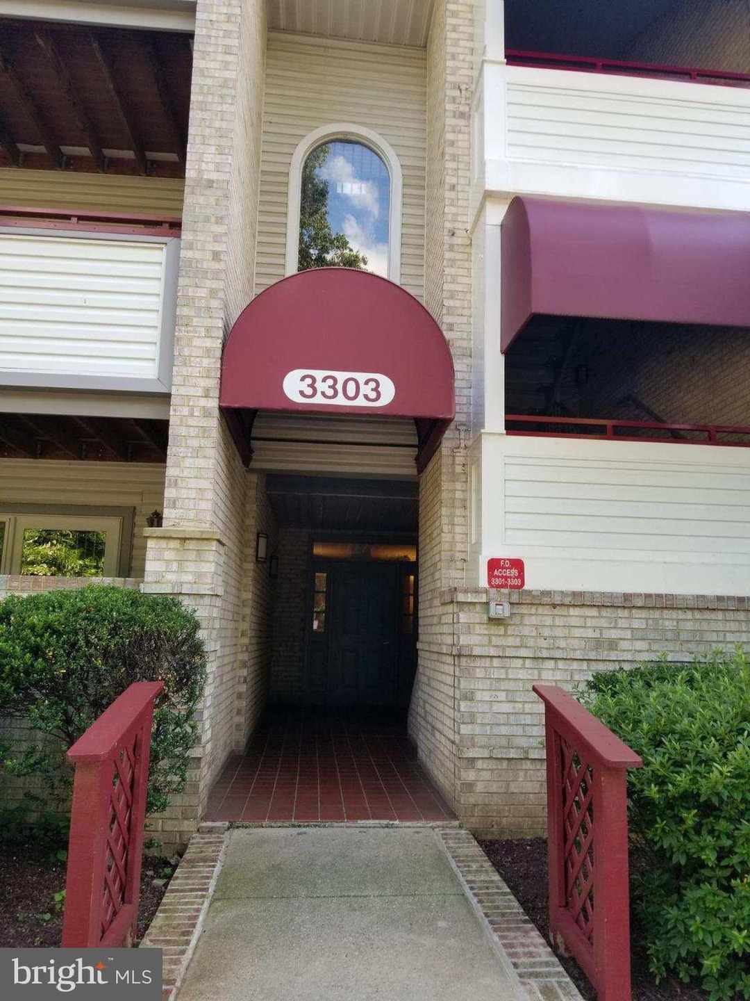 3303 Sir Thomas Dr unit 12, Silver Spring, MD 20904 - photo 1