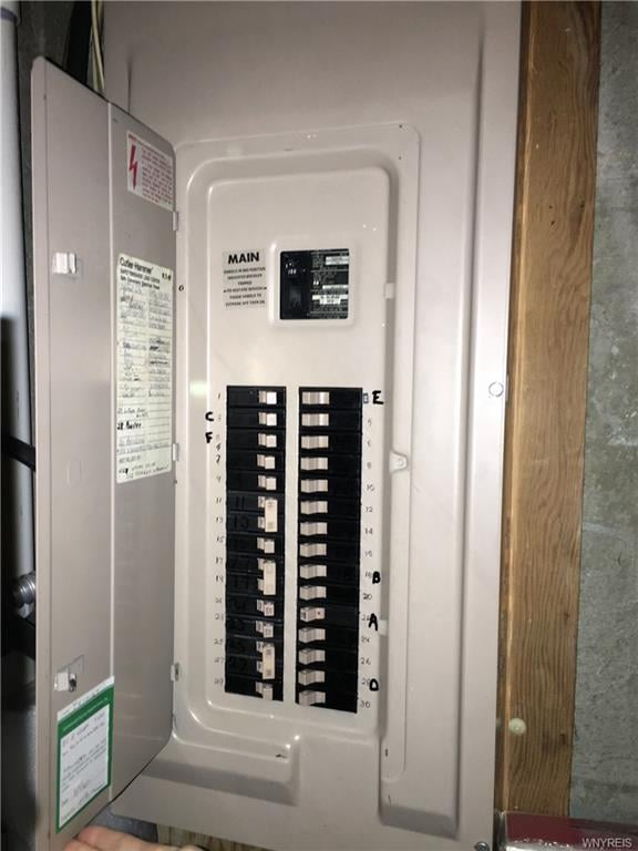 81 Eggert Terrace, North Tonawanda, NY 14120 - photo 1