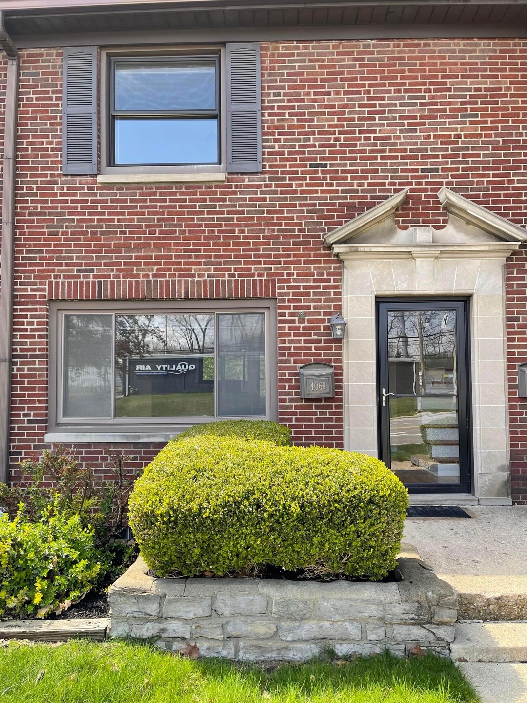 4069 Indianola Ave unit 2C, Columbus, OH 43214 - photo 1