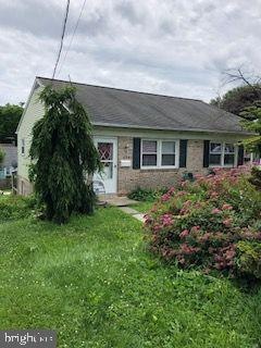 634 Franklin St, Columbia, PA 17512 - photo 1