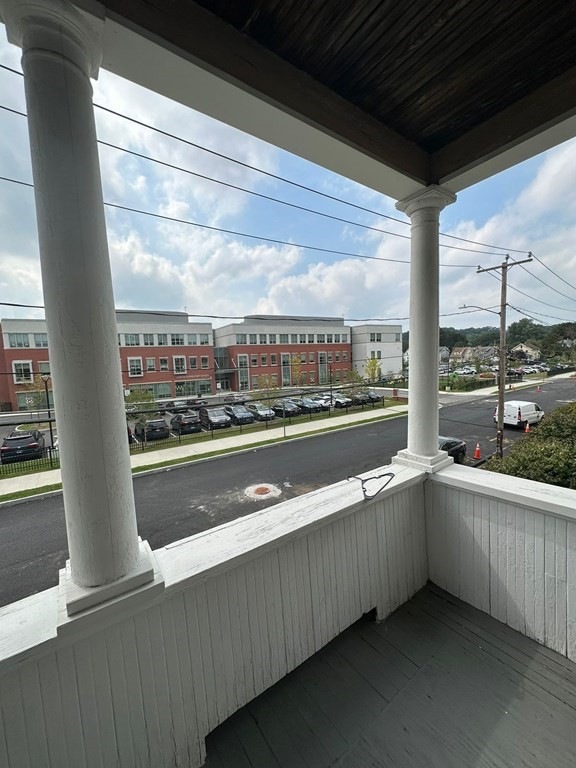 43 Lathrop St unit 2, West Springfield, MA 01089 - photo 1