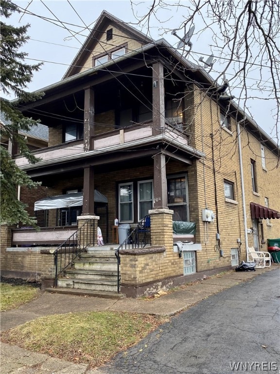 1404 Walnut Ave, Niagara Falls, NY 14301 - photo 1