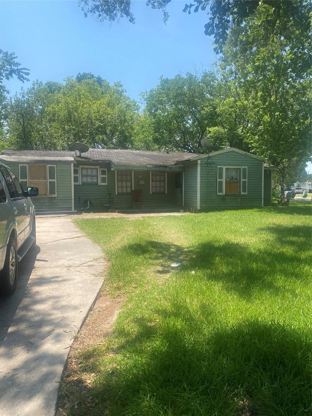 7312 Oak Hill Dr, Houston, TX 77087 - photo 1