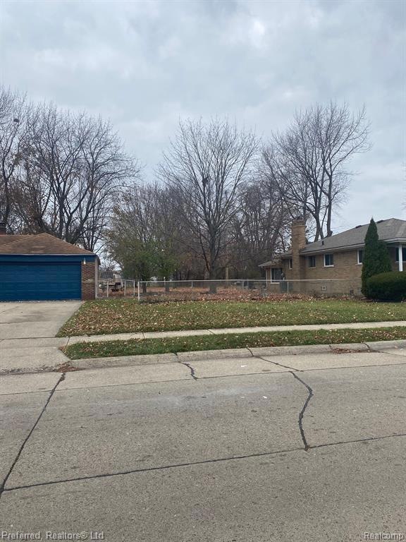 Elmwood 1