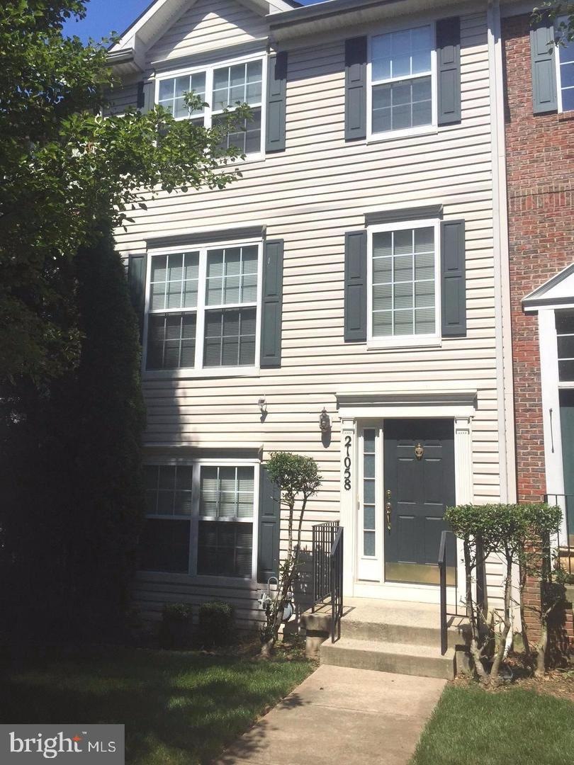 21058 Sojourn Ct, Germantown, MD 20876 - photo 1