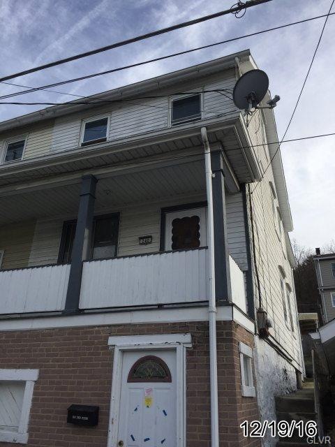 240 W Abbott St, Lansford, PA 18232 - photo 1
