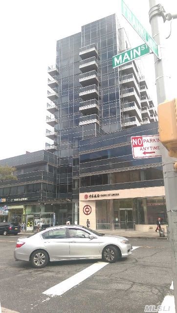 The Arcadia unit 4E, Flushing, NY 11355 - photo 1