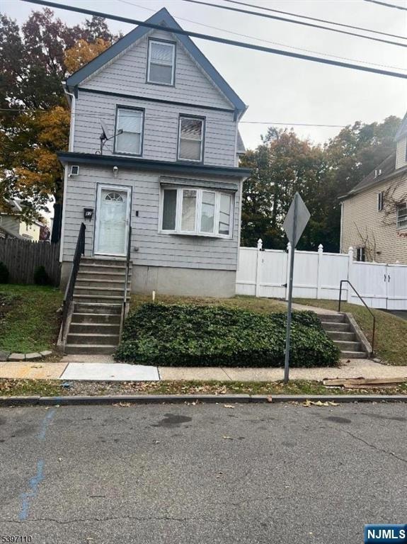 80 Smith St, Irvington, NJ 07111 - photo 1