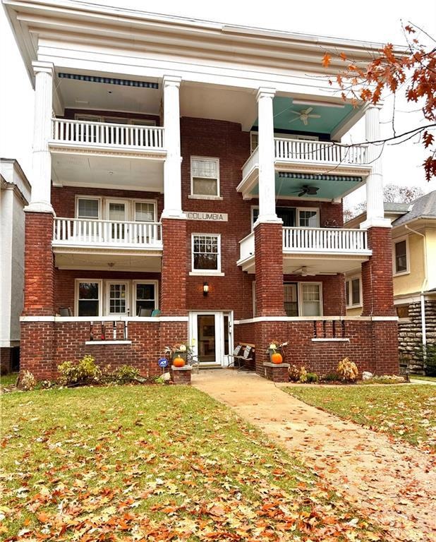 3733 Wyoming St unit 1S, Kansas City, MO 64111 - photo 1