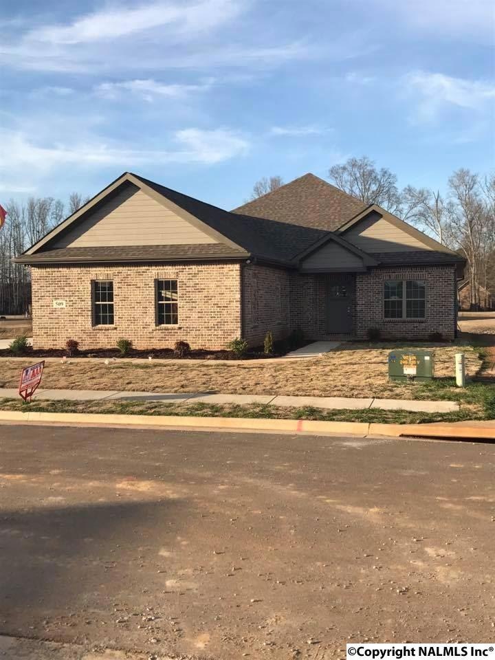 THIS HOME HAS A LARGE OPEN FLOOR PLAN. 1965 SF LIVING SPACE WITH 3 BEDROOMS 2 BATHS LARGE LIVING ROOM WITH GAS FIREPLACE.