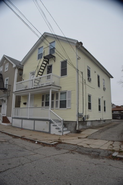 21 Humes St, Providence, RI 02907 - photo 1