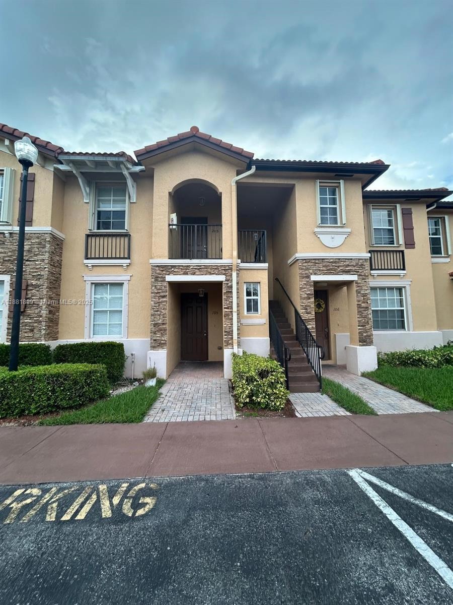 For Rent $2,100/month