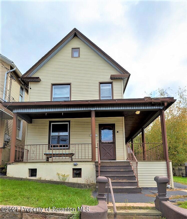 216 N Van Buren Ave, Scranton, PA 18504 - photo 1