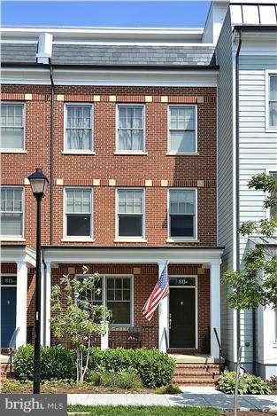 811 N Alfred St, Alexandria, VA 22314 - photo 1