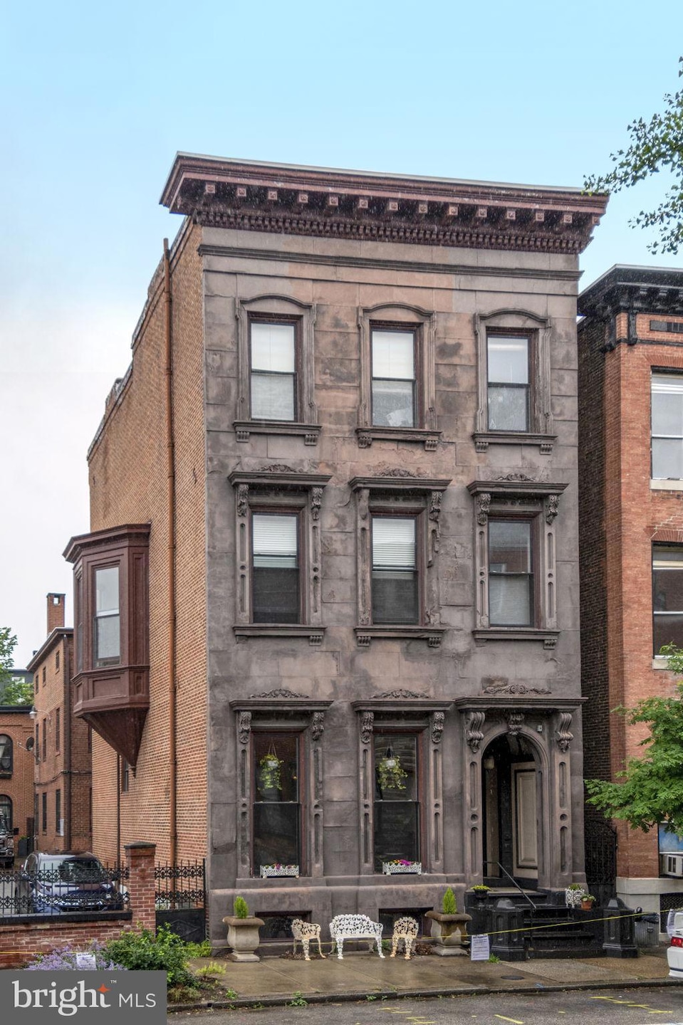 904 N Calvert St unit 2, Baltimore, MD 21202 - photo 1