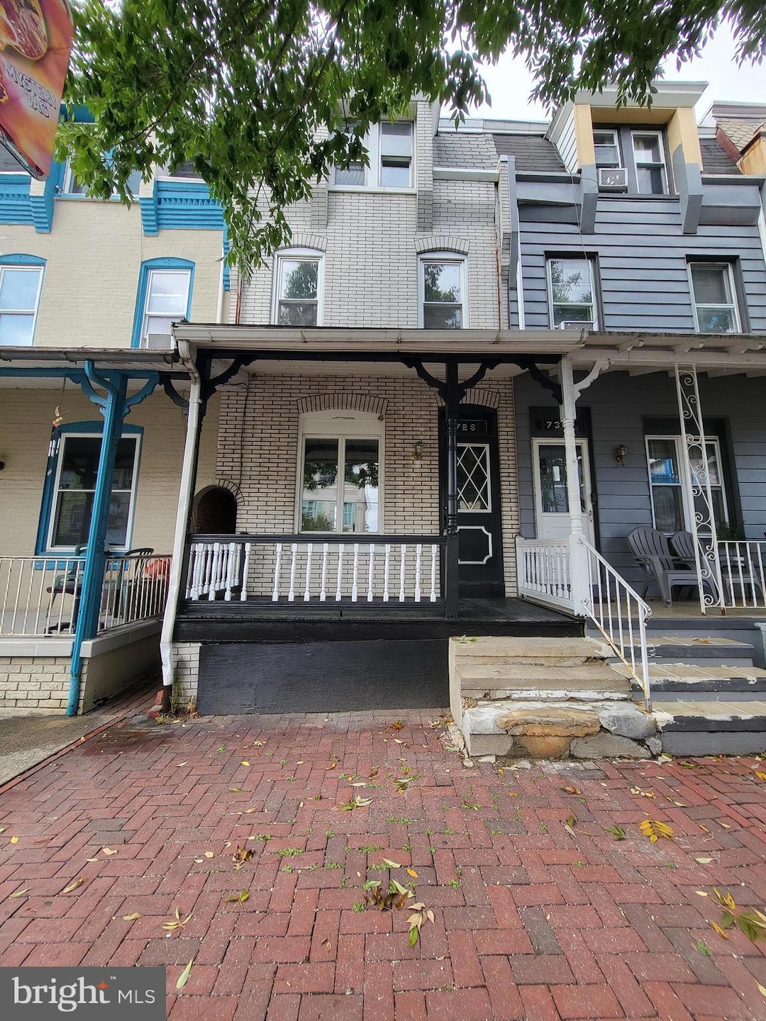 728 Weiser St, Reading, PA 19601 - photo 1