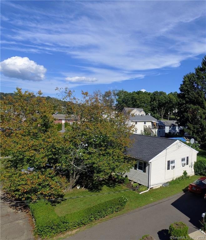 2 Colby Ln, Danbury, CT 06810 - photo 1