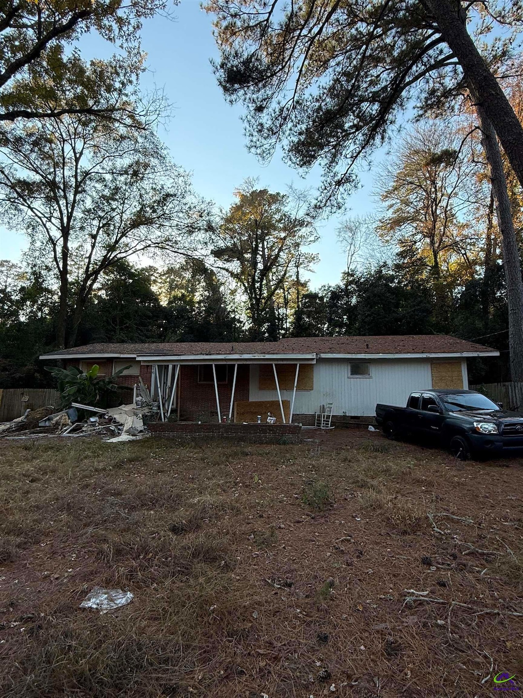 676 Pierce Ave, Macon, GA 31204 - photo 1