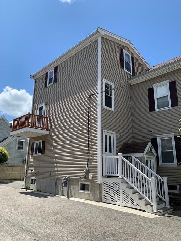 18 Munroe Ave unit 1, Waltham, MA 02453 - photo 1