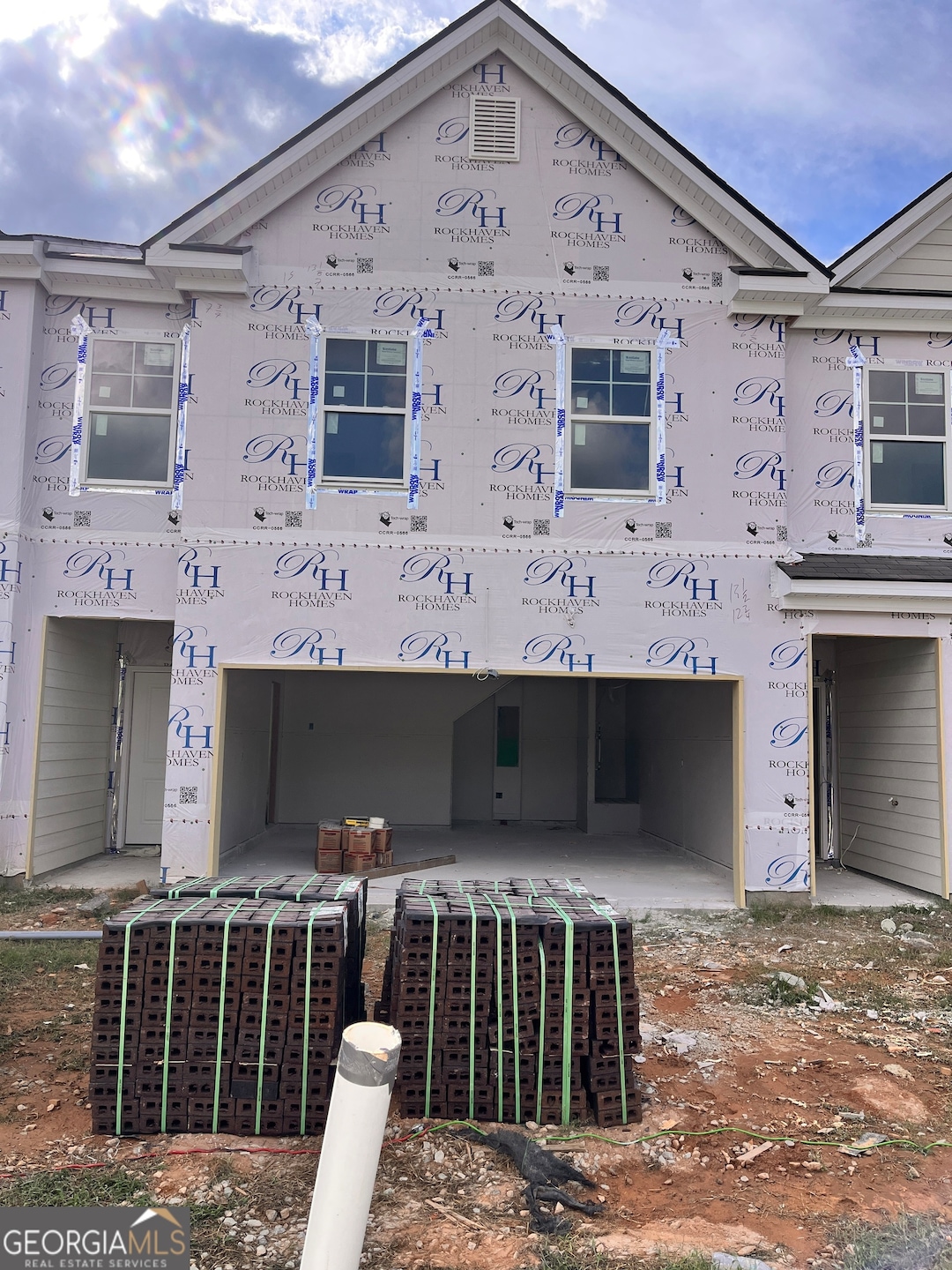 For Sale $299,990 • Co-Listing Agent